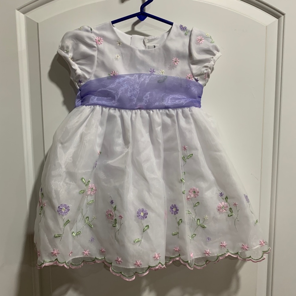 Rare Editions Dress Size 2T. White with pink, purple and yellow flowers.
